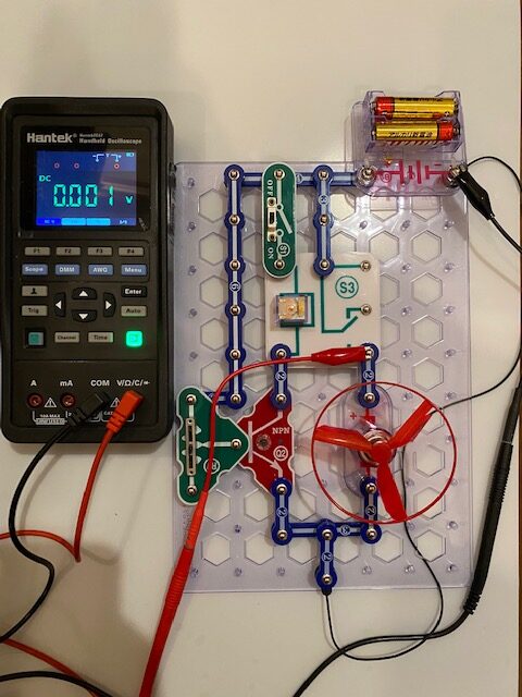 モータ上流の電圧(非作動時)